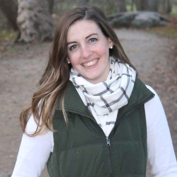 Meet your Posher, Erin - Picture 1 of 1